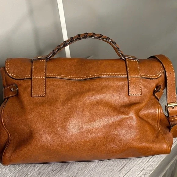 Authentic Mulberry Alexa Leather Satchel with Brass Turnlock - Cognac Brown - Picture 5 of 16
